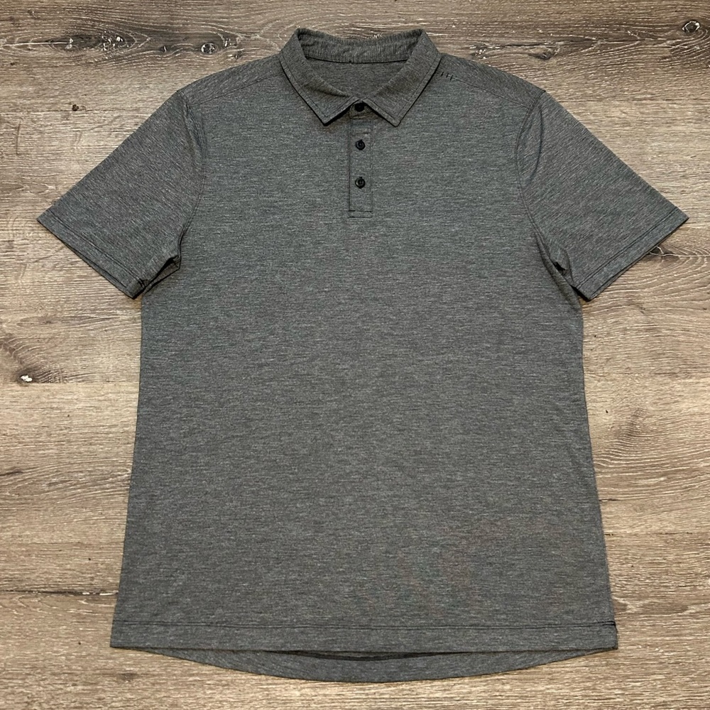 Lululemon Athletica Men’s Grey 3-Button Polo Size Medium Stretch Material